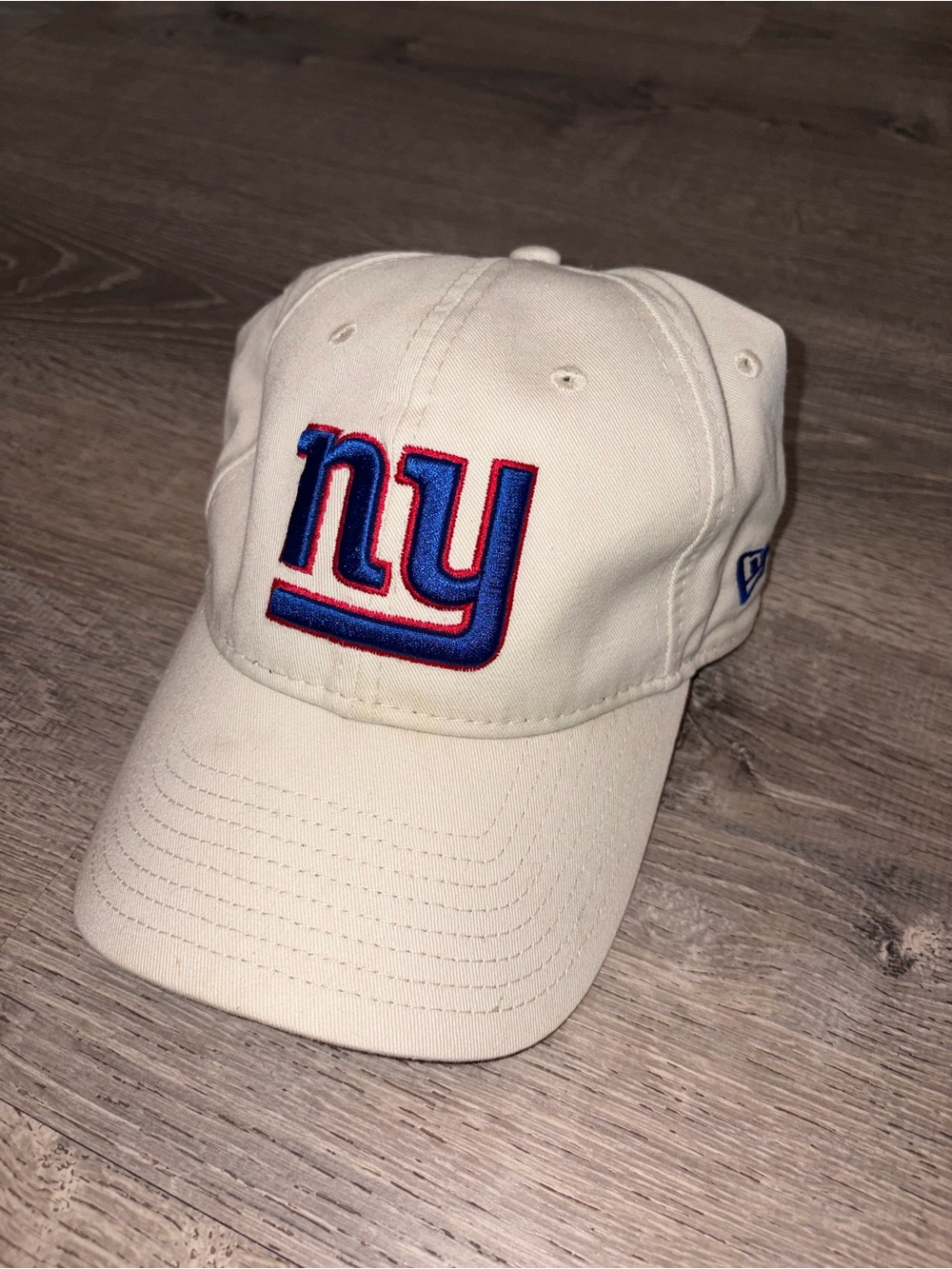 New Era 9TWENTY Cap - Cream with Black Interior Trim
